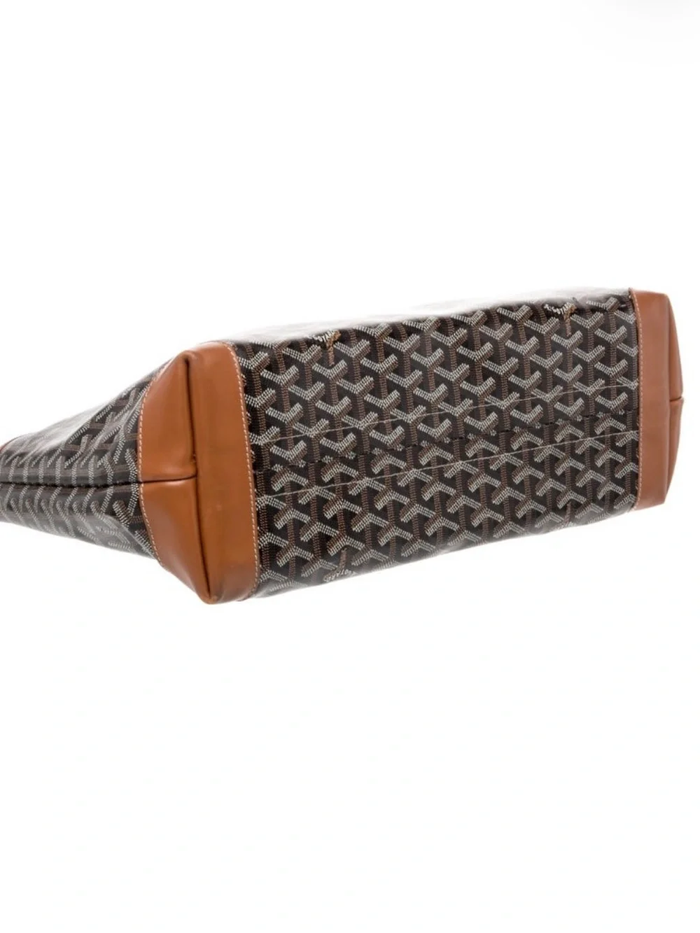 N/A goyard shoulder